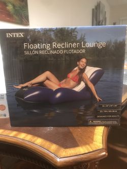 Floating recliner lounge