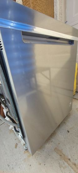 Whirlpool Dishwasher