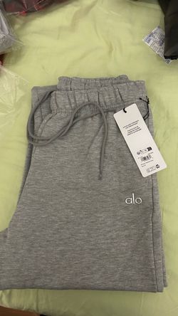 Alo sweats