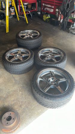 Roush Mustang SN95 5.0 18x9 wheels/rims