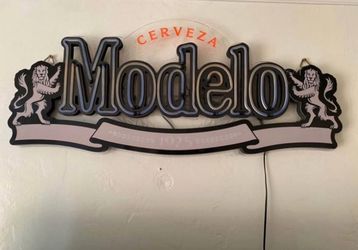 Beer modelo sign light