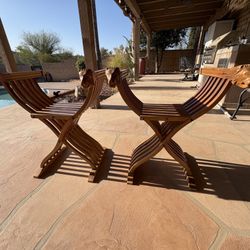 Savonarola armchairs