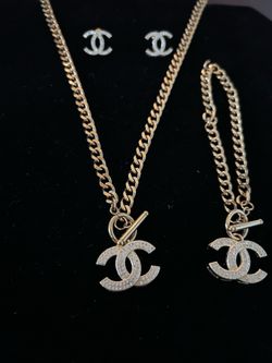 Gold plated necklace set