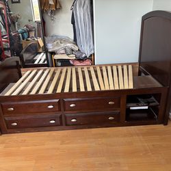 Twin size bed