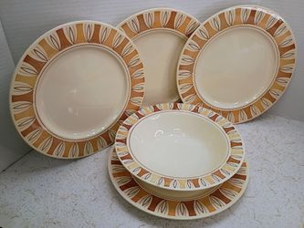 Mid Century Modern Vintage 1960s Taylorstone 'Etruscan' 5 Piece Set 4 Dinner Plates & 1 Bowl