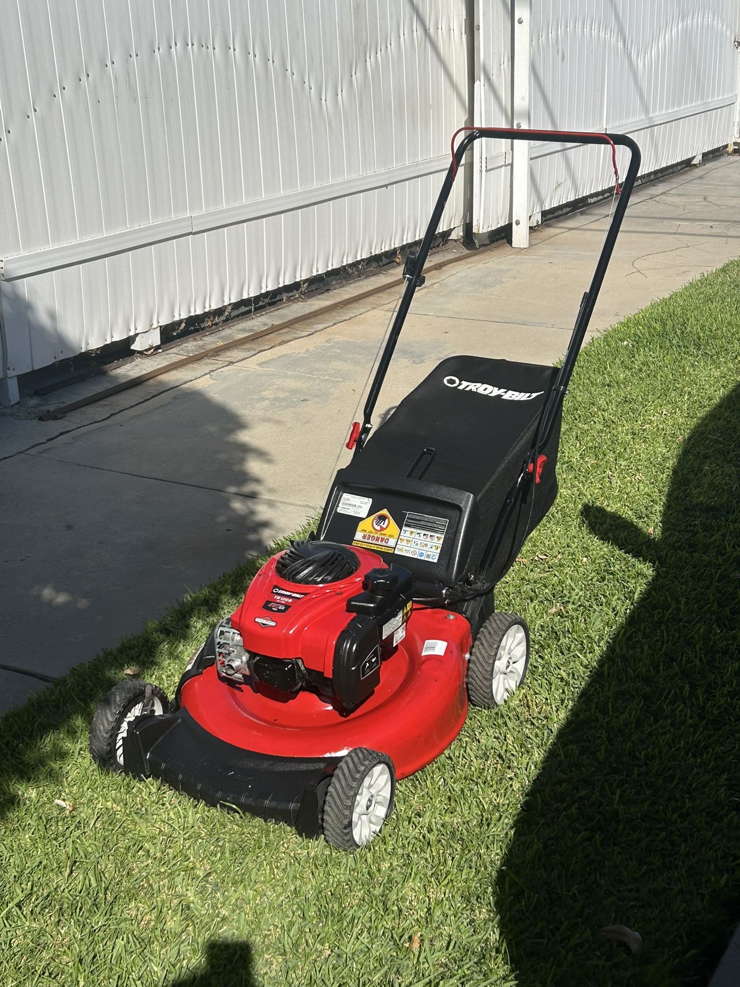 Troy Bilt TB120B Push Lawn Mower