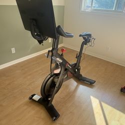 Peleton - $475 OBO