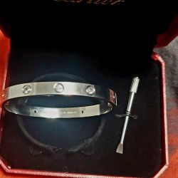 Beautiful Stainless Steel Bracelet, High Quality