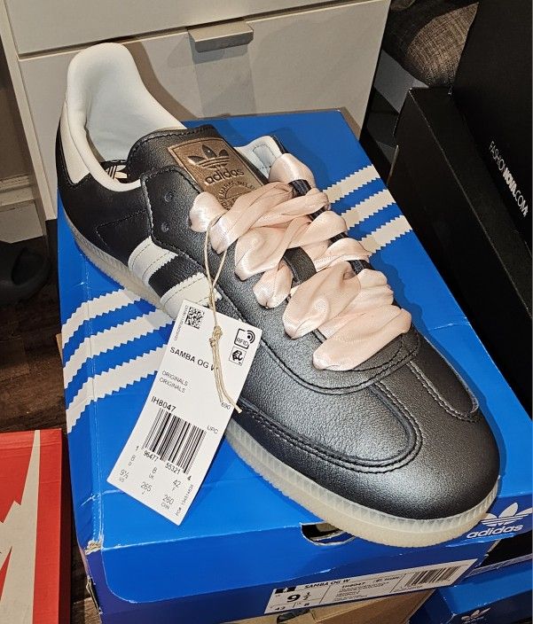 Adidas Samba OG Black Pink Ribbon Laces