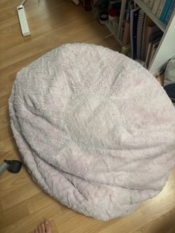 Soft Pink Fluffy Bean