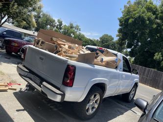 Clean Ups Hauling 