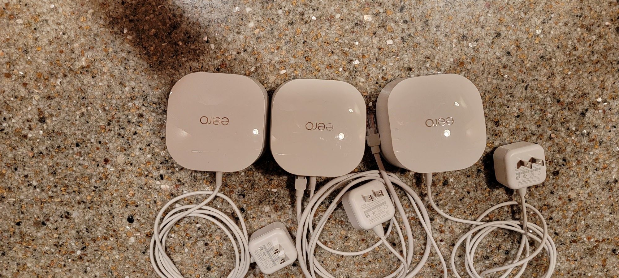 Wi-Fi Mesh System