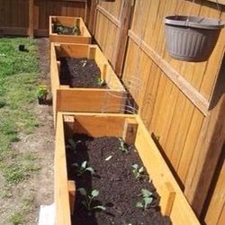 Beautiful privacy wall Frame Planter Box Garden Bed Outdoor Design cedar redwood AC pool equipment cover