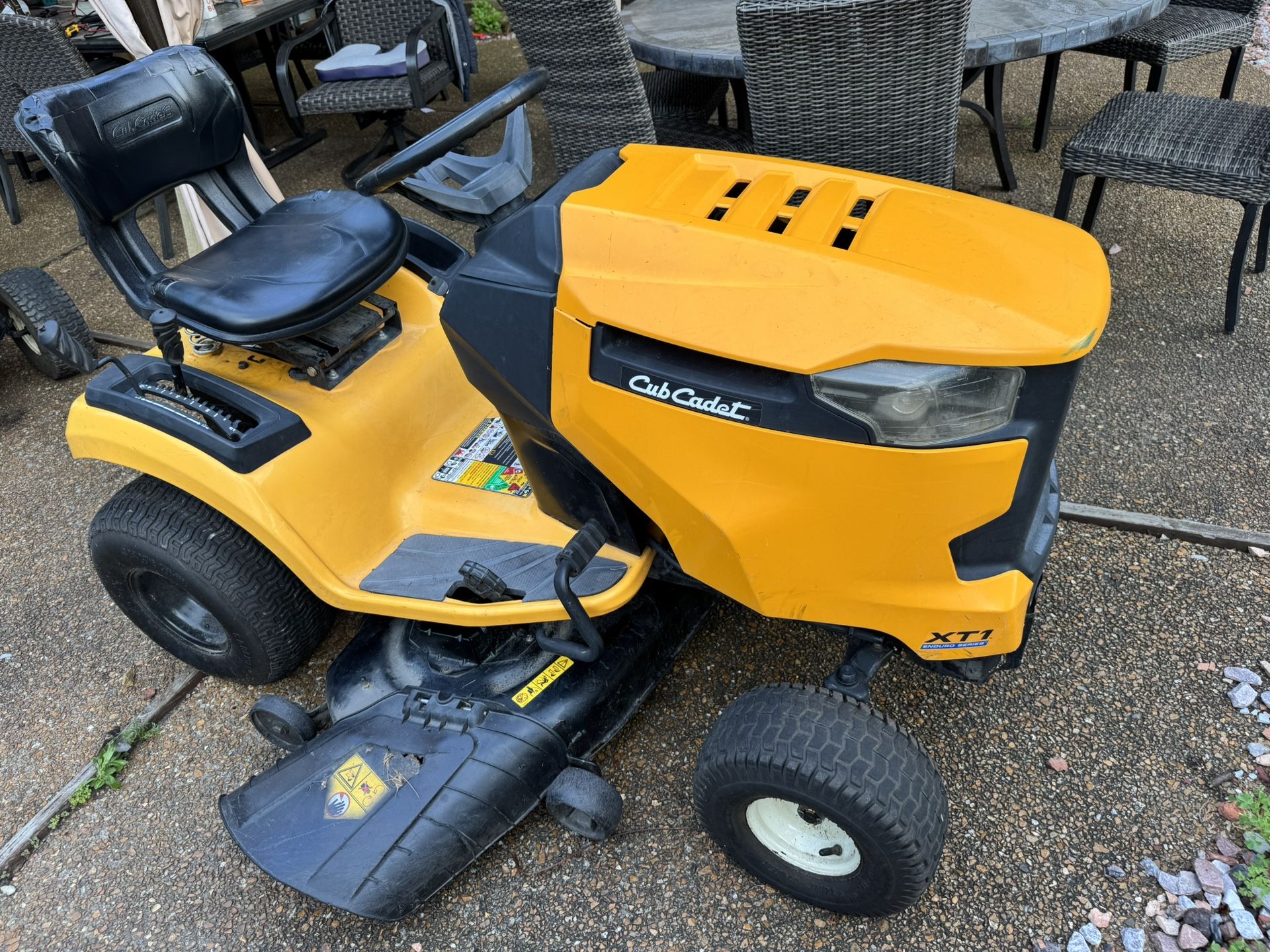 Cub Cadet XT1 LT1046 22 HP Engine And 46” Deck Riding Mower