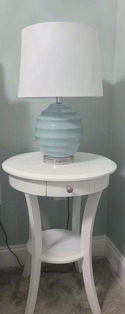 Charming White Round Accent Table / Nightstand with Drawer