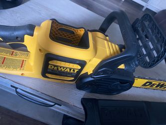 Dewalt chainsaw 60v flex (tool only