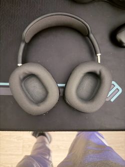 Air pod maxs
