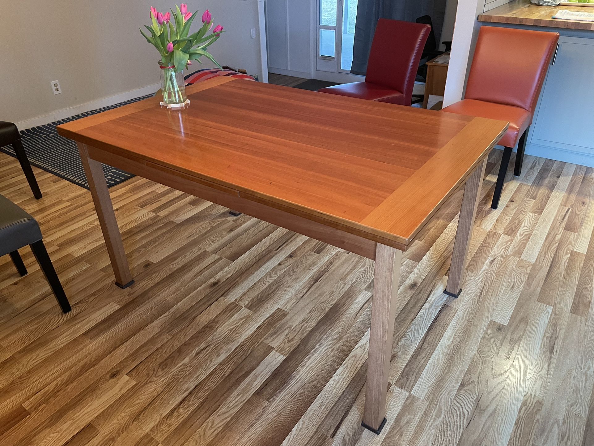 Dania Alfa Extension Dining Room Table