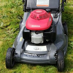 Honda Self Propelled Lawn Mower!