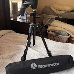 Manfroto Travel Tripod with phone mount