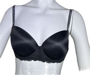 Victoria Secret Pink bra size 38B