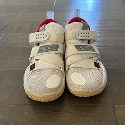 DW@o/g.O_V2. Basketball Shoes 