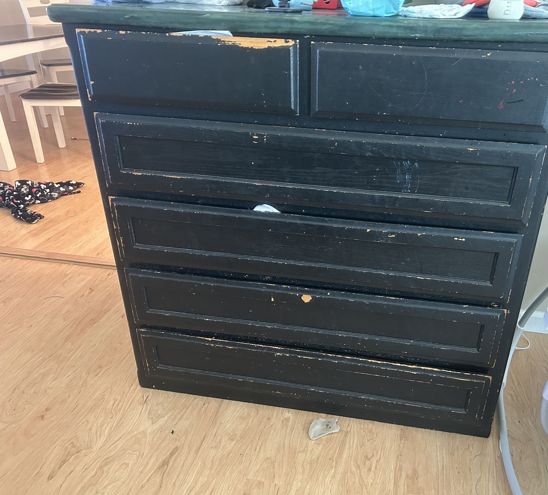Dresser