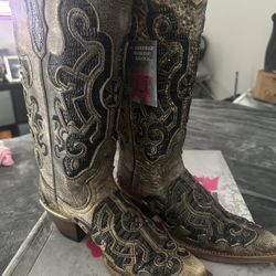 Brand New Women’s Tanner mark Boots