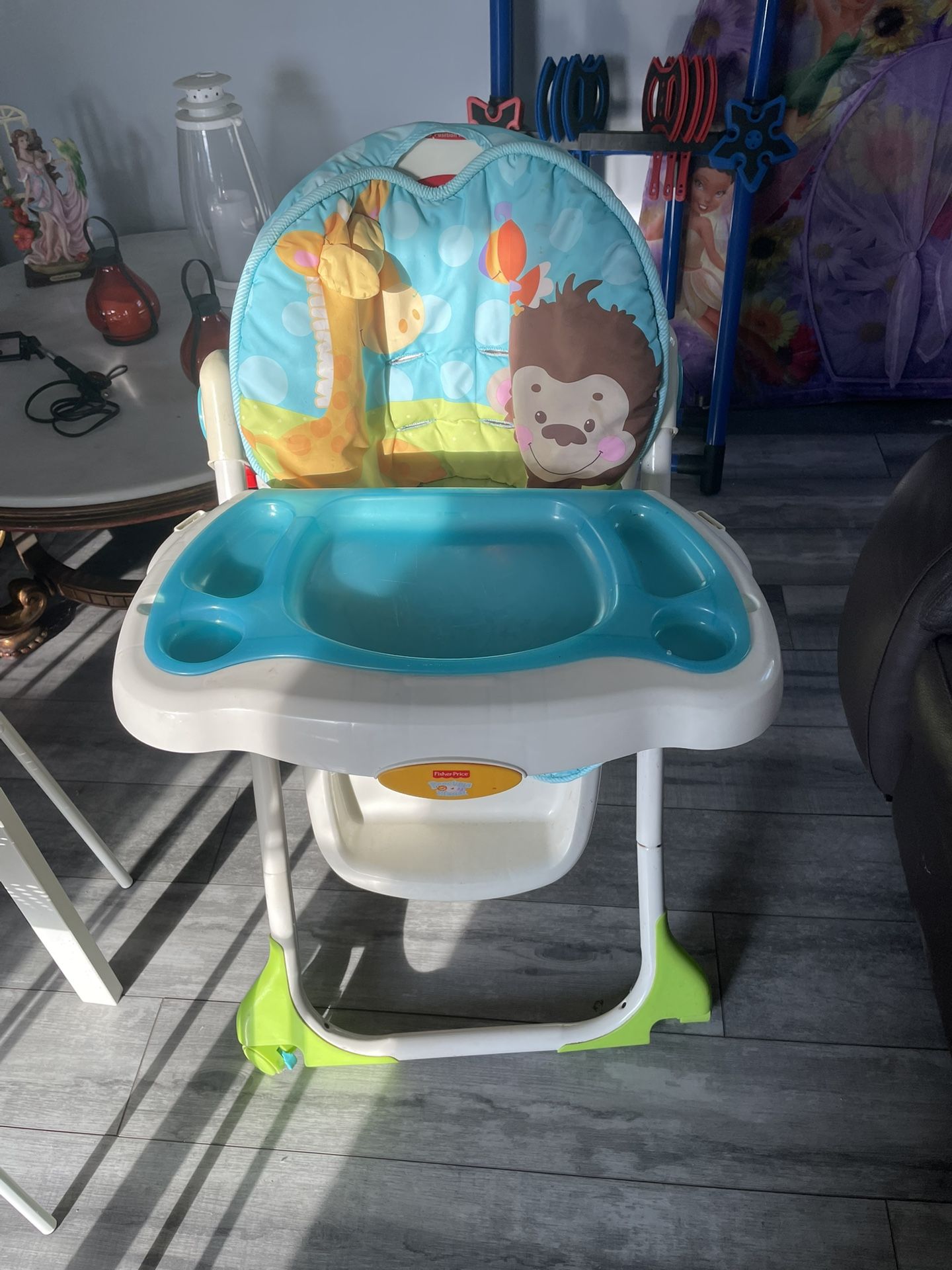Baby High Chair - adjustable with plastic backing and removable tray