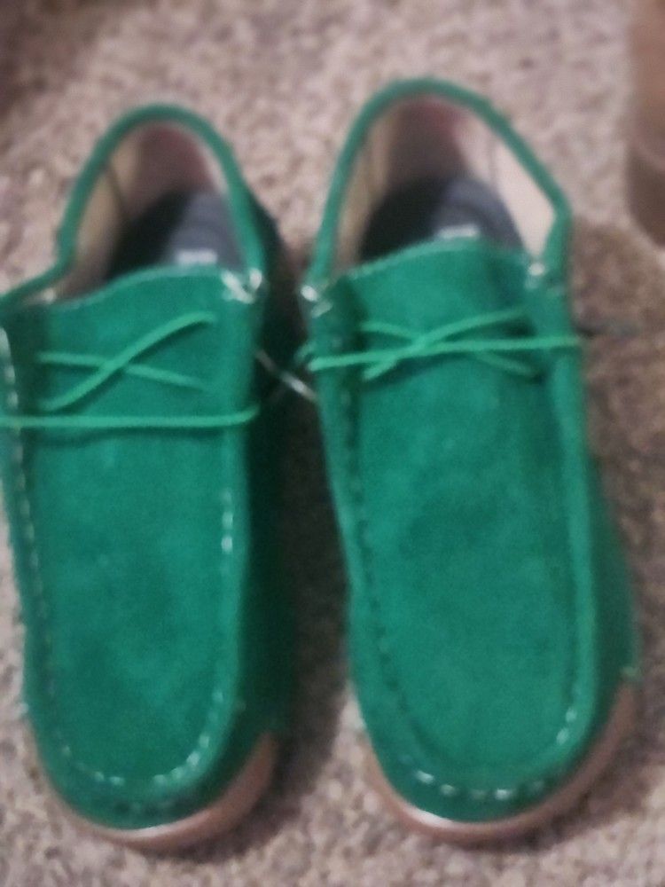 Green Wallaby Style Shoe Size 9 Womens Brand New