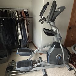 Nautilus E618 Elliptical