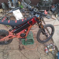 Electric dirt bike
