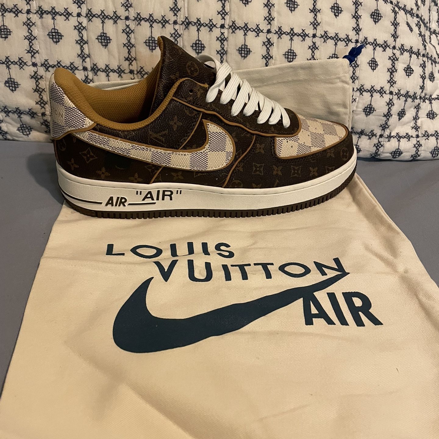 Louis Vuitton Airforce 1 Black Metallic Silver for Sale in Lawrence, NY -  OfferUp