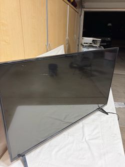 VIZIO 43” Full HD LED TV