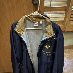 Notre Dame Coat, Like a rain coat