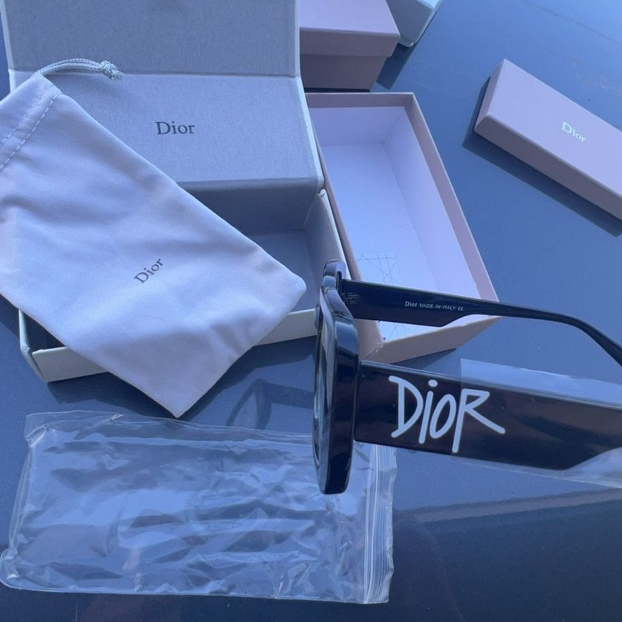 Dior Glasses Black Colorway