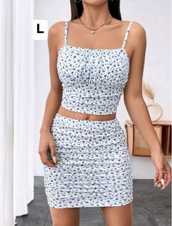 New women’s dress size small