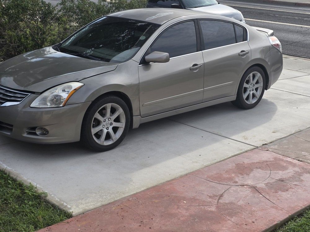 2012 Nissan Altima