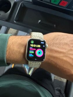 Apple Watch SE (40mm) GPS + Cellular – Silver Aluminum with 3 Bands & Charger