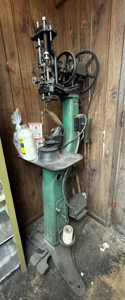 Landis Model 77 McKay Chain Stitch Machone
