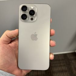 iPhone 15 Pro Max 256GB (AT&T) Like New 