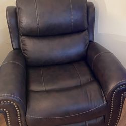 Couch & Chair