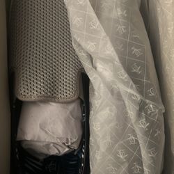 10.5 men slip on penguin