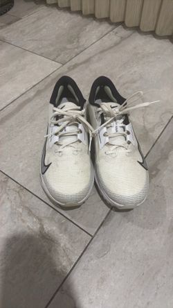 Nike Infinity Tour Golf shoes size 11