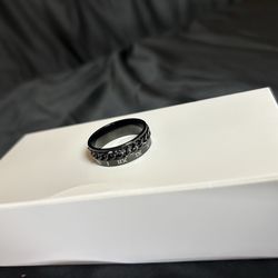 🖤 Men’s Black Roman Numeral Chain Ring – Size 13 | Trades Welcome! This bold black ring features Roman numeral engravings and a chain inlay design — 