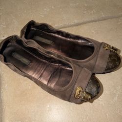 Louis Vuitton Flats 38.5