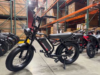 Long-seat electric bicycle