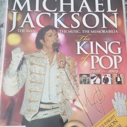The King Of Pop Michael Jackson Magazine Good Conditions