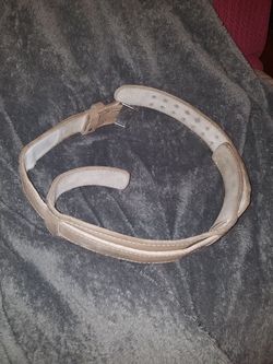 Beige MULTAGRIP weightlifting belt