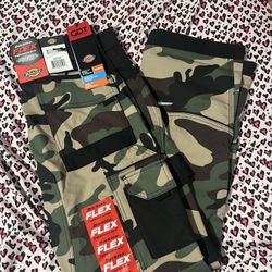 Camo Dickie Cargos